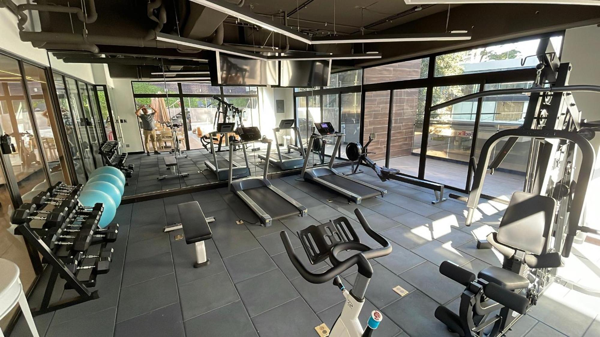 Penthouse Ciudad De Zona 10 Eon Apartamento *