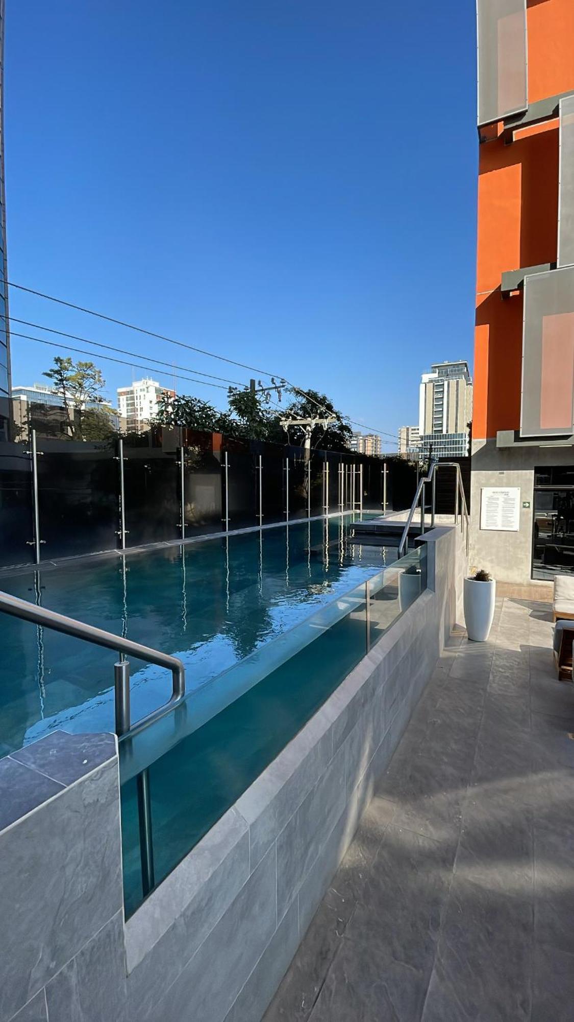 Apartamento Penthouse Ciudad De Zona 10 Eon
